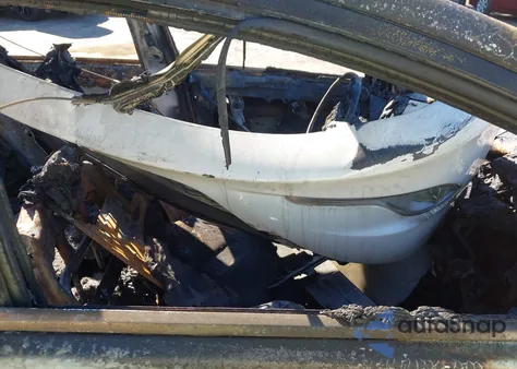 2013 Hyundai Sonata Hybrid Limited from USA, damaged, VIN KMHEC4A40DA076268